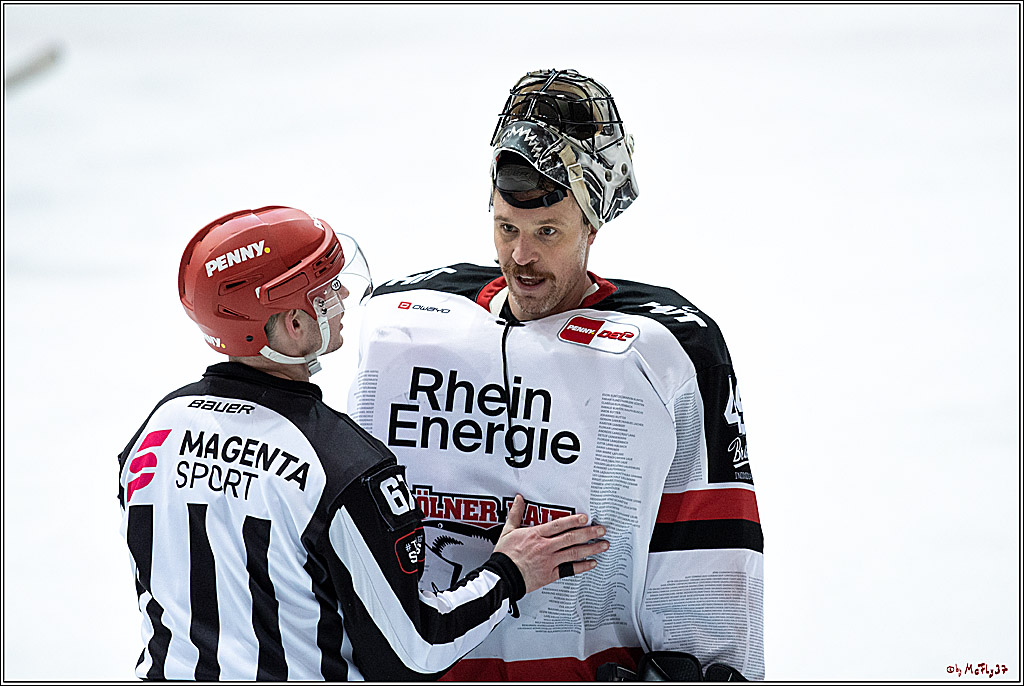 PENNY DEL;  Iserlohn Roosters - Koelner Haie; Koeln, 05.12.2021